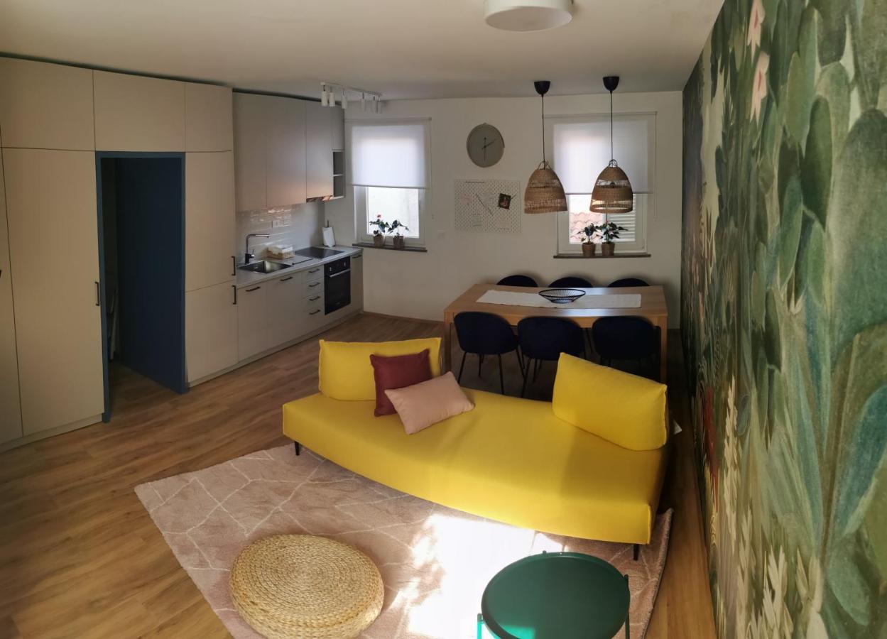 Rainbow Apartment, Копер Экстерьер фото